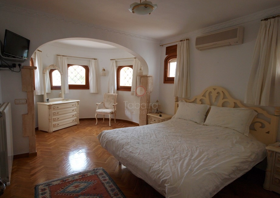 Villa con cinco dormitorios en Venta en Moraira Benimeit