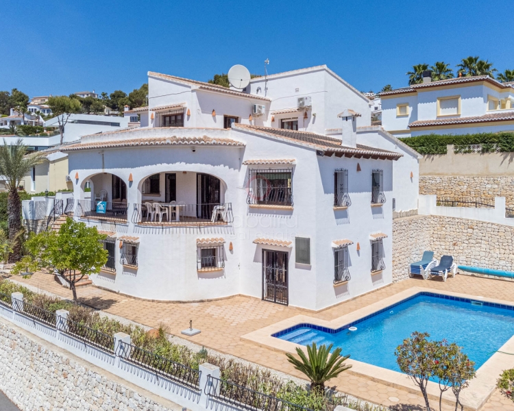 Villa - Verkauf - Moraira - El Bosque