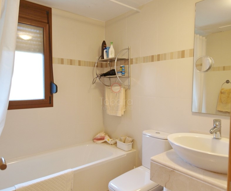 ванная комната в квартире Jardines де Montemar Benissa