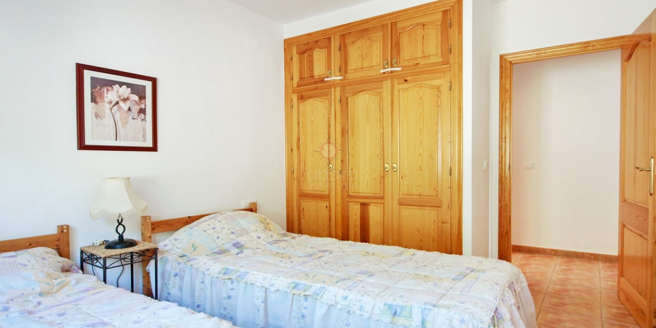 ▷ Villa de tres dormitorios en venta en Moraira - Costa Blanca