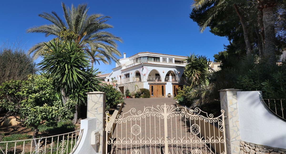 ▷ Villa till salu med havsutsikt i Pla del Mar - Moraira