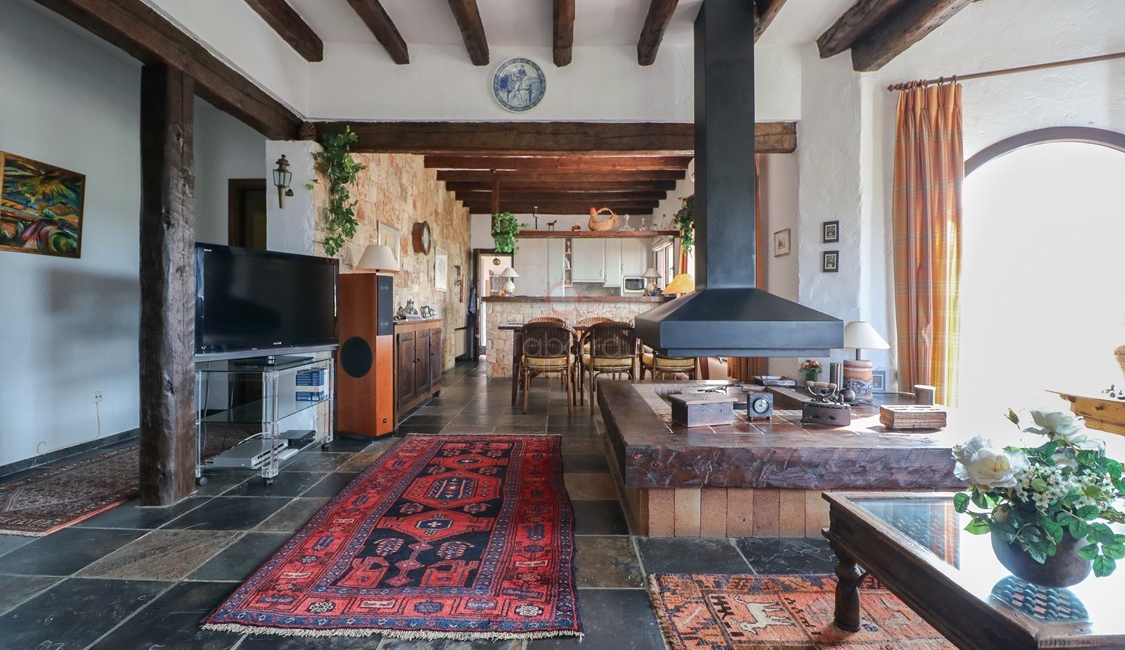 Villa de estilo mediterráneo en venta en Moraira