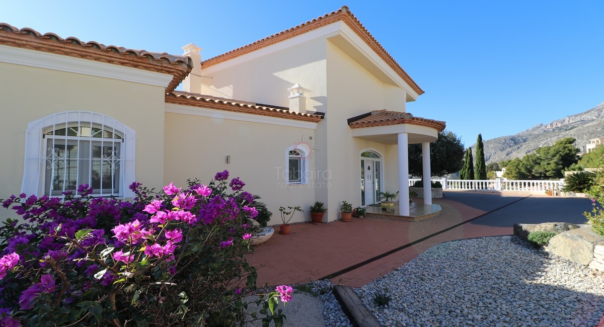 Villa for sale in Sierra Altea