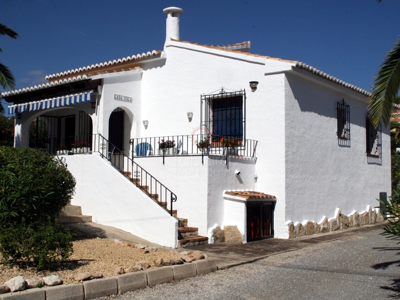 Villa till salu i Moraira Costa Blanca Spanien