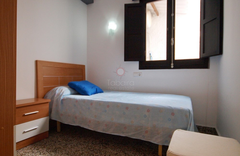▷ appartement met drie slaapkamers te koop in het centrum van Moraira