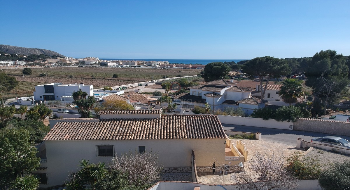 ▷ Spanish villa for sale with sea views close to Moraira