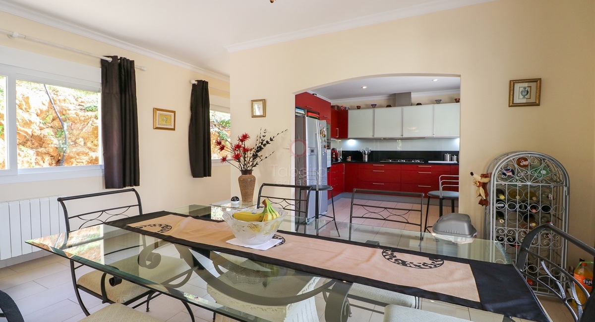 ▷ Villa de luxe de quatre chambres à vendre à El Portet Moraira