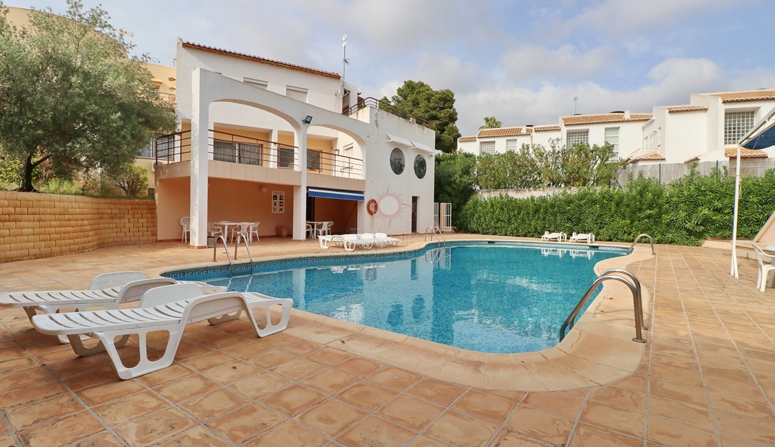 ▷ Villa te koop in Moraira naast het strand