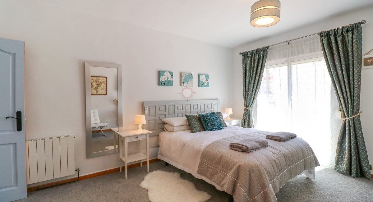 ▷ Vier-Zimmer-Immobilie zum Verkauf in Benitachell