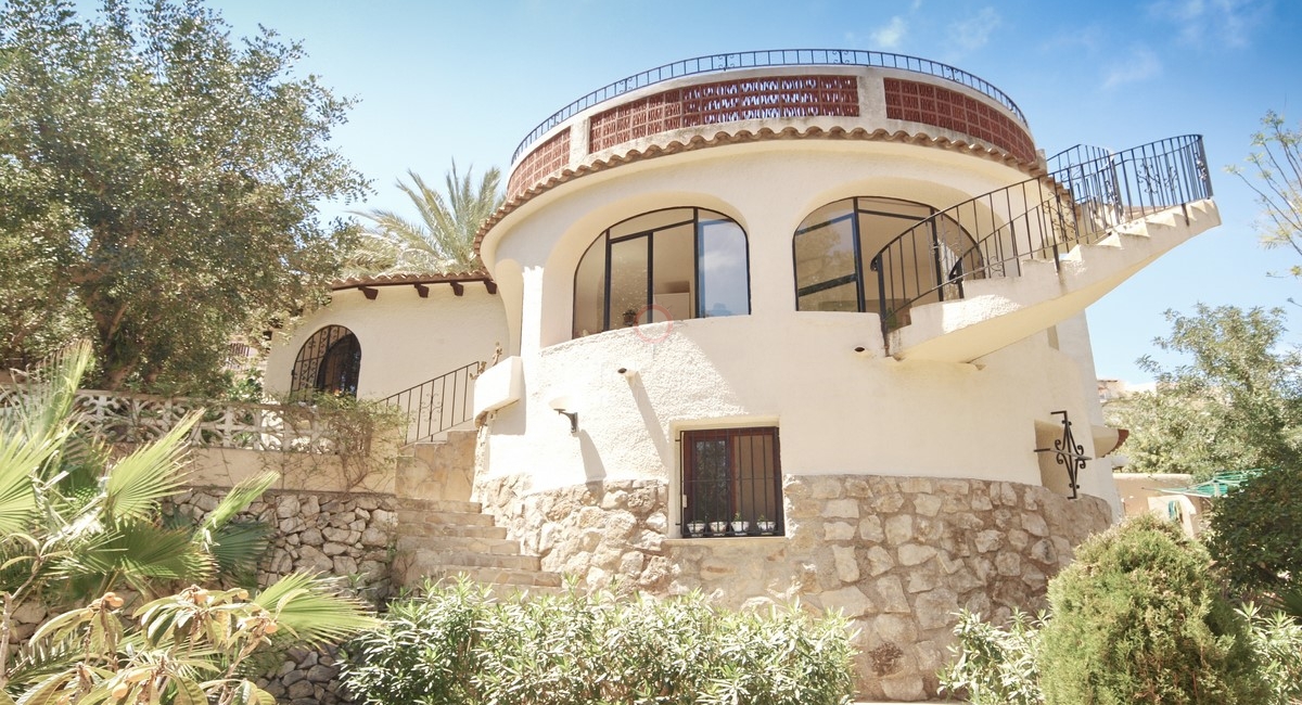 ▷ Villa de tres dormitorios en venta en Baladrar - Costa Benissa