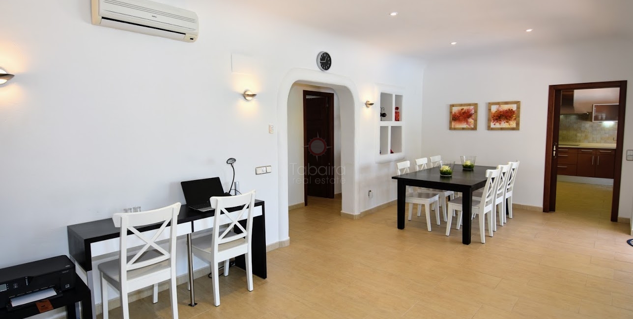 ▷ villa de quatre chambres à vendre à Pla del Mar Moraira