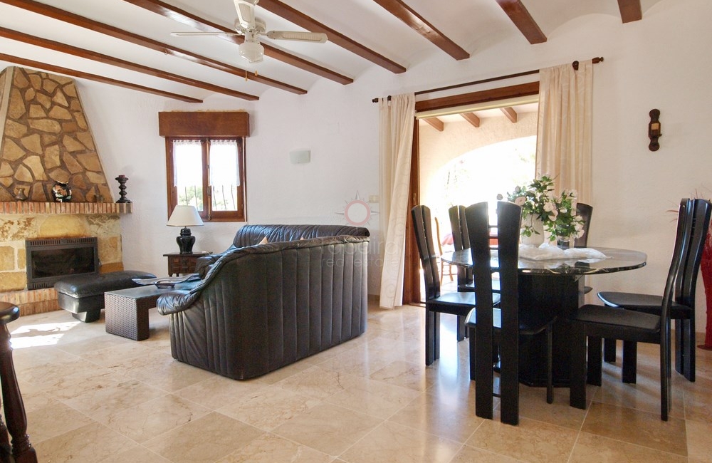 ▷ Villa de cuatro dormitorios en venta en El Portet - Moraira
