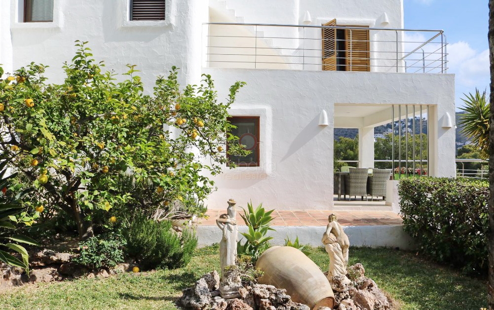▷ Villa à vendre à côté de la plage El Portet - Moraira
