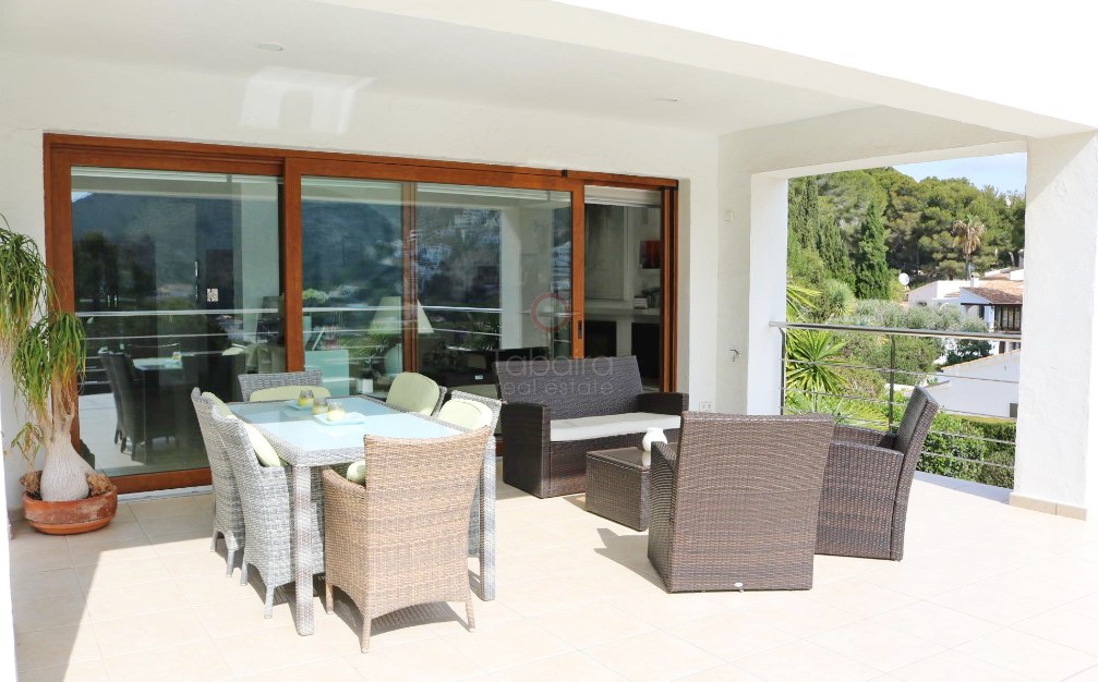 ▷ Villa en venta junto a la playa de El Portet - Moraira