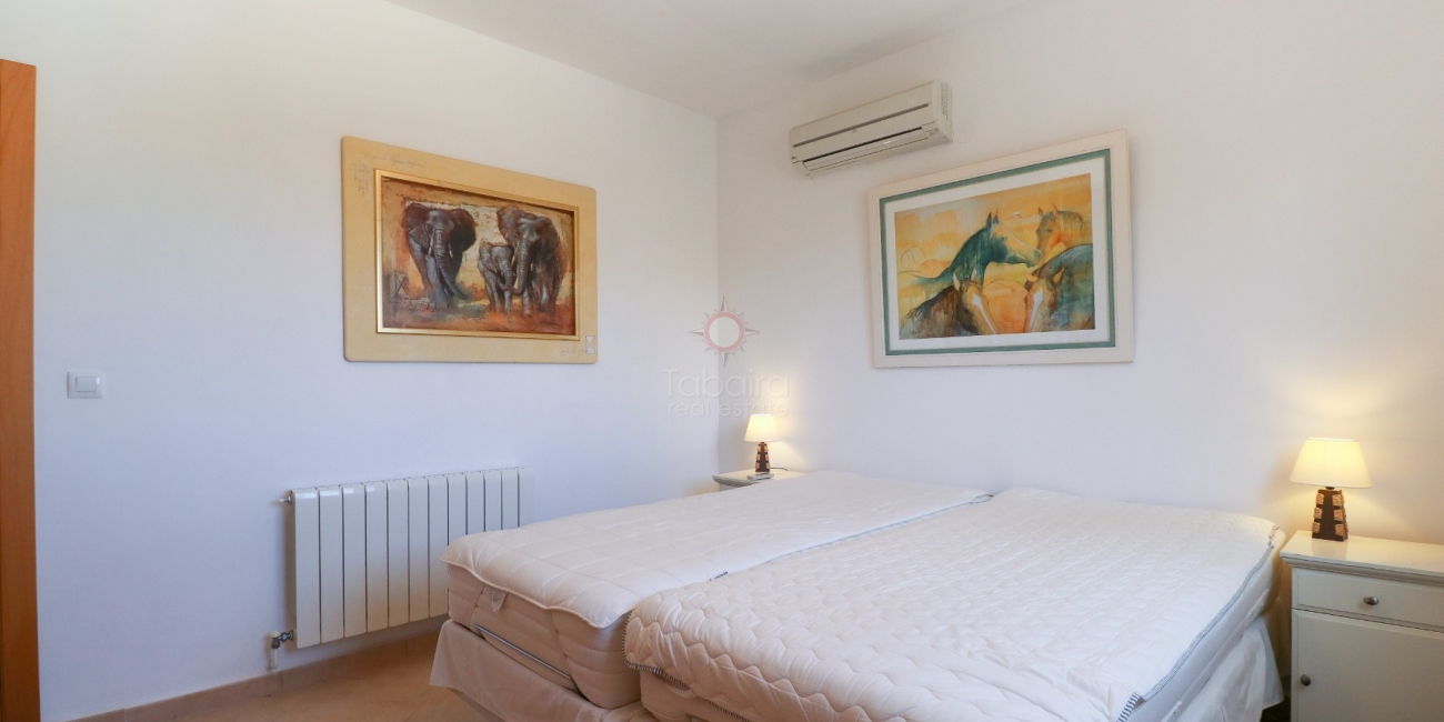 ▷ Роскошная вилла с четырьмя спальнями на продажу в El Portet Moraira