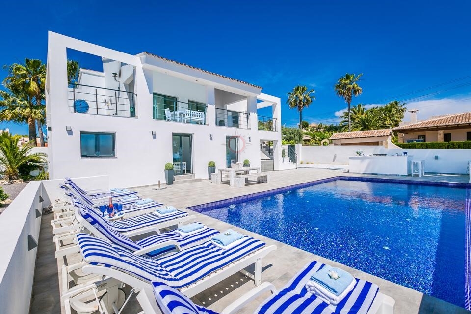 ▷ Villa zum Verkauf in San Jaime Moraira zu Fuß zu Annehmlichkeiten