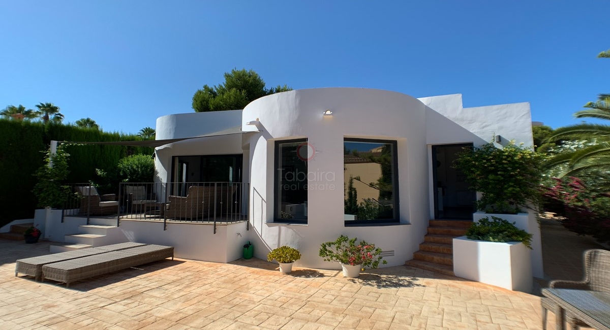 ▷ Modern villa till salu i Cometa Moraira nära staden