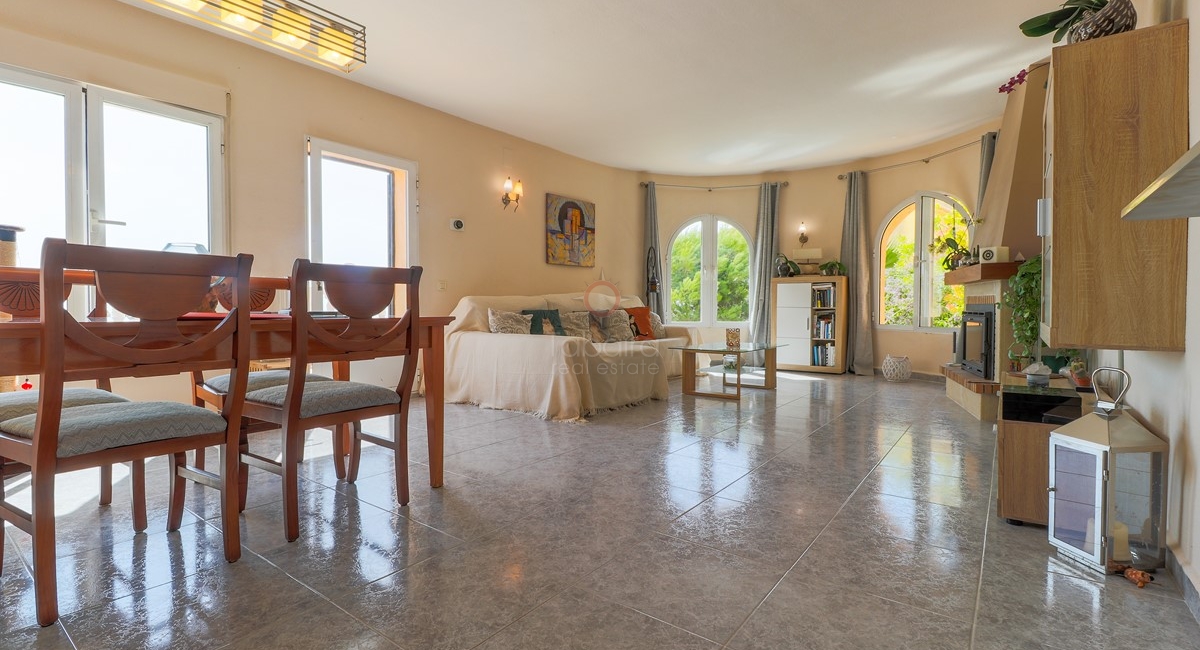 ▷ Villa rénovée à vendre à Cumbre del Sol avec vue mer