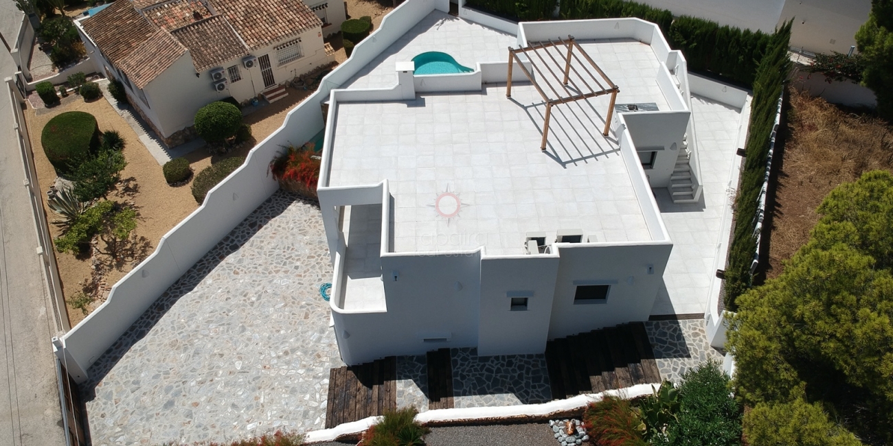▷ Nieuwe villa te koop in Moraira Costa Blanca.