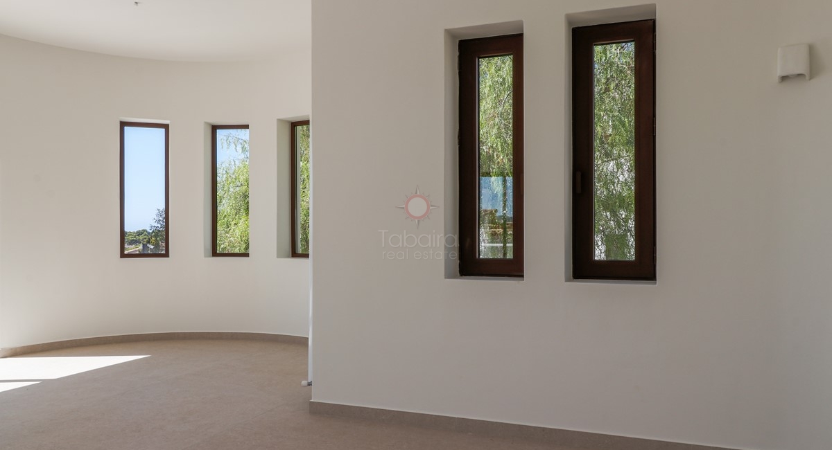 ▷ Neubau Villa zum Verkauf an der Küste von Moraira
