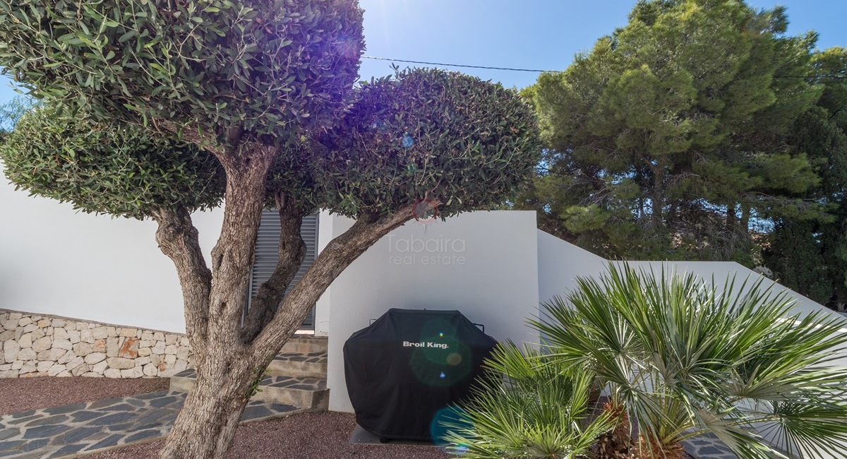 Новая вилла с видом на море на продажу в Морайре, Испания