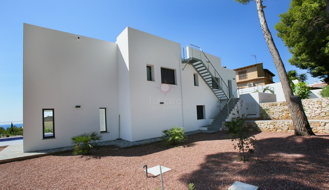 Nybyggd villa till salu nära Moraira centrum