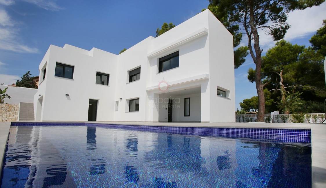 New build villa for sale near Moraira centre