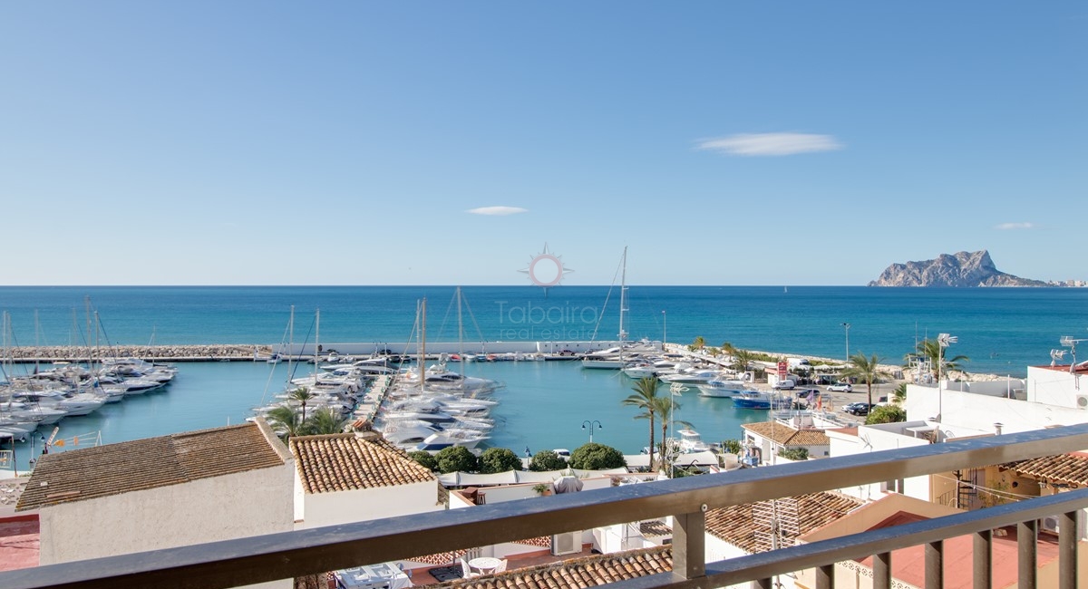 Apartment with sea views for sale in Moraira