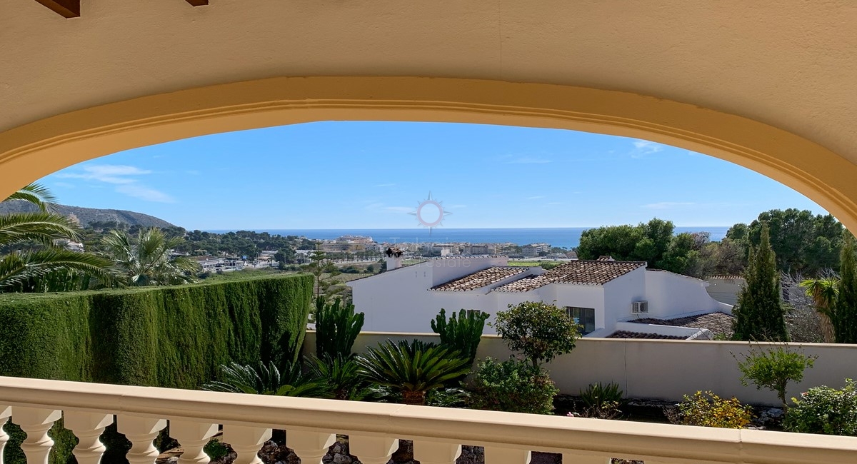 Quality sea view villa for sale next to Moraira