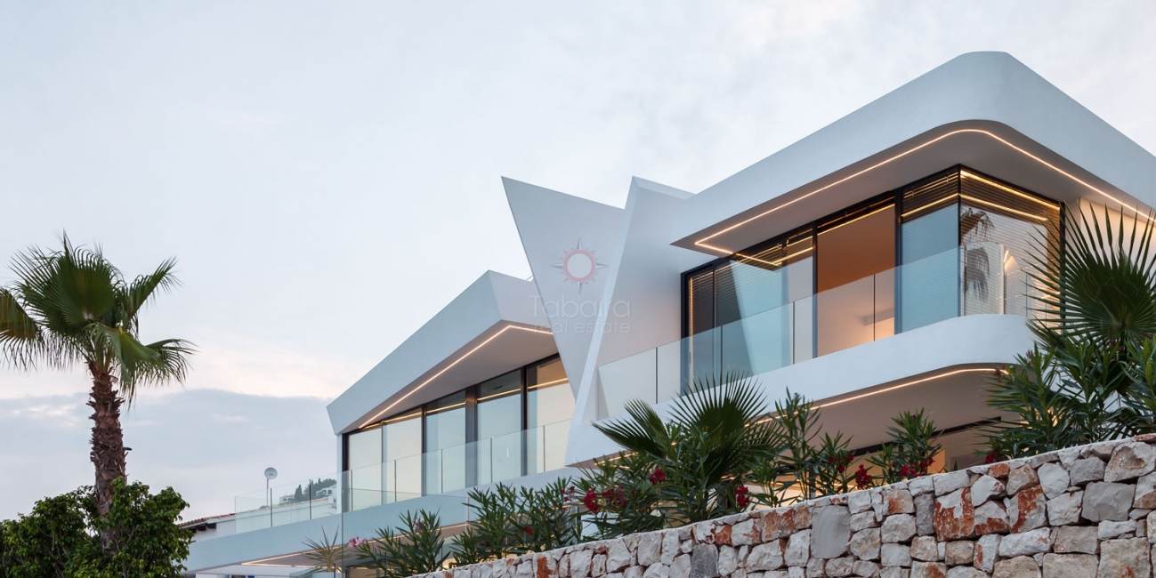 Modern Villa med havsutsikt till salu i Moraira