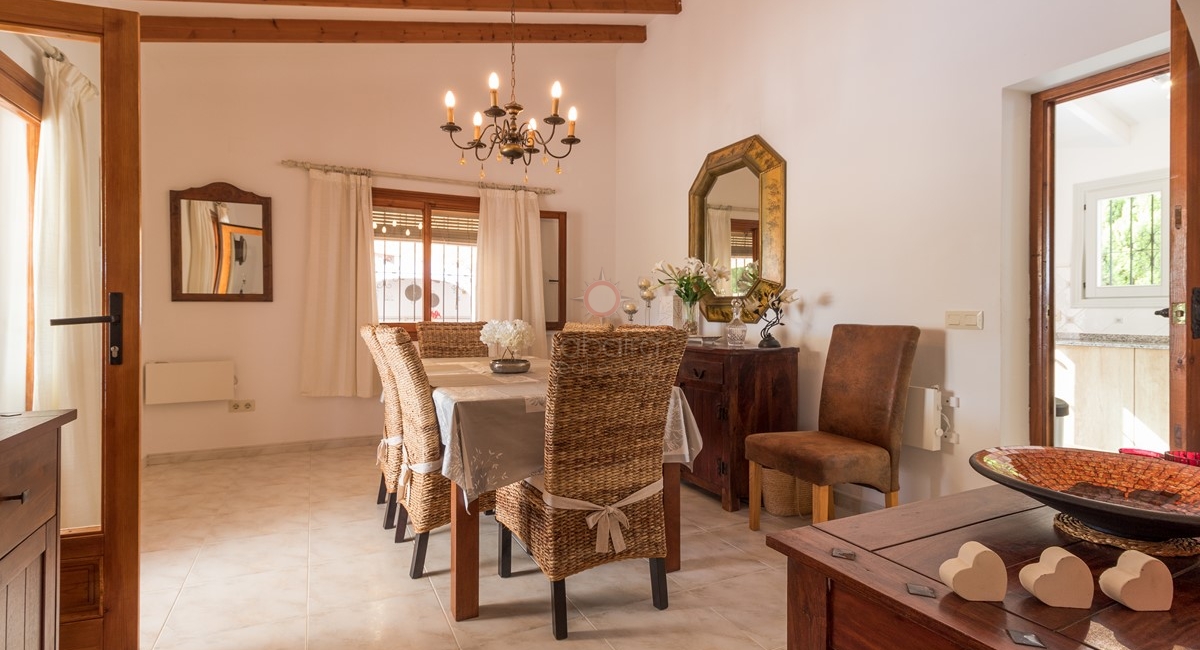 ​An excellent one level villa for sale in La Sabatera Moraira