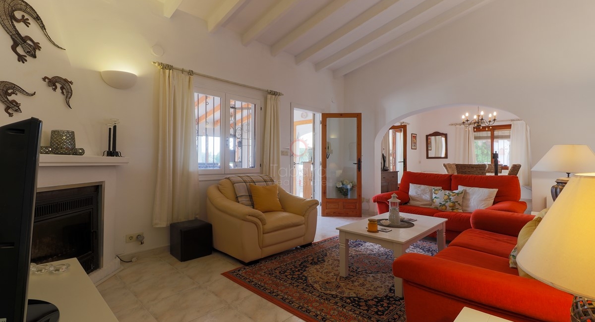 ​An excellent one level villa for sale in La Sabatera Moraira