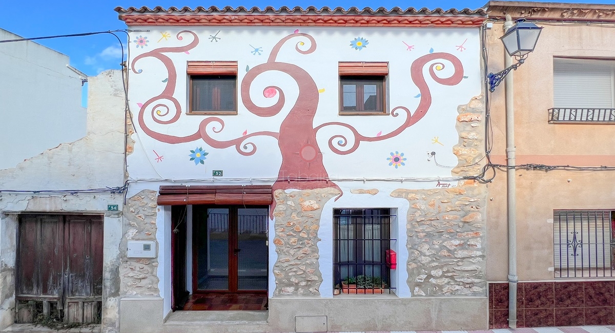 Traditionelles Stadthaus zum Verkauf in Senija Benissa
