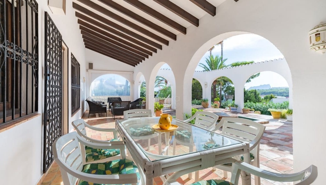 A beautiful traditional villa for sale in Pla del Mar Moraira