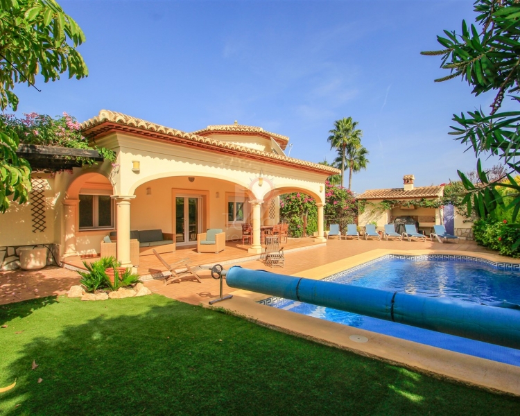 Villa - Verkauf - Moraira - Benimeit