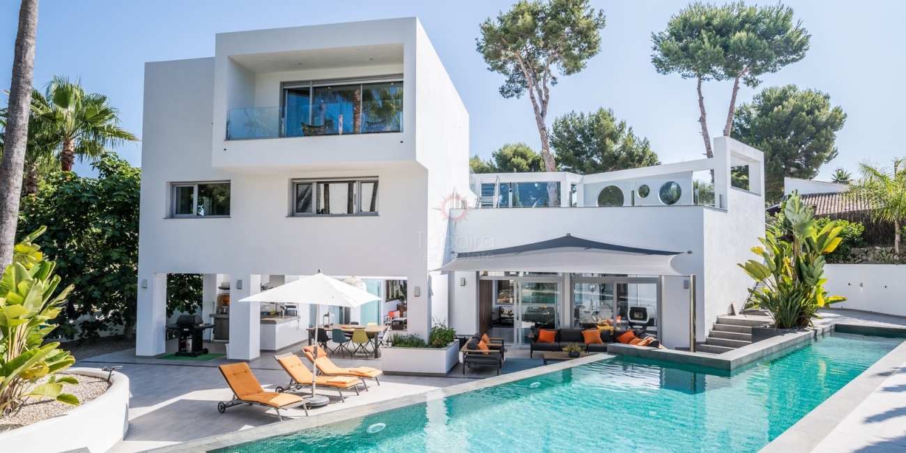 Contemporary design villa for sale in Pla del Mar Moraira