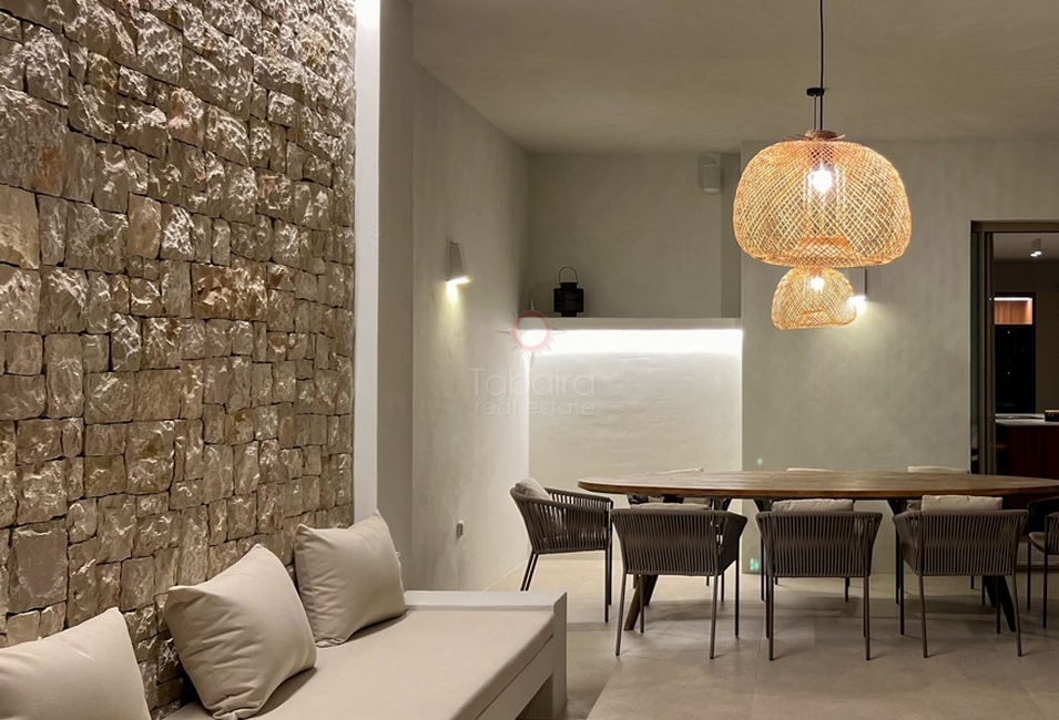 ▷ Luxusvilla im Ibiza-Stil zu verkaufen in San Jaime Moraira