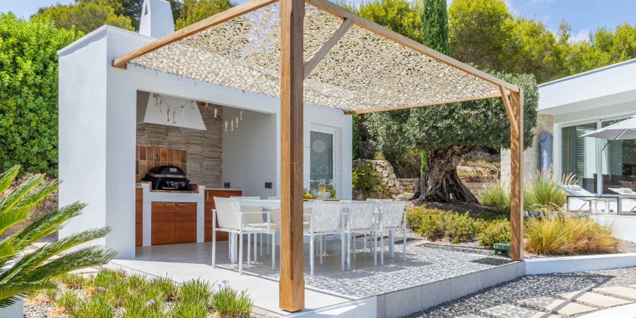 ▷ Moderne Ibiza-stijl villa te koop in El Portet Moraira