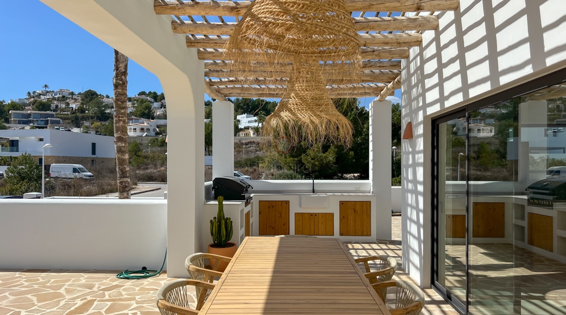 ▷ Villa de luxe de style Ibiza à vendre à Moraira