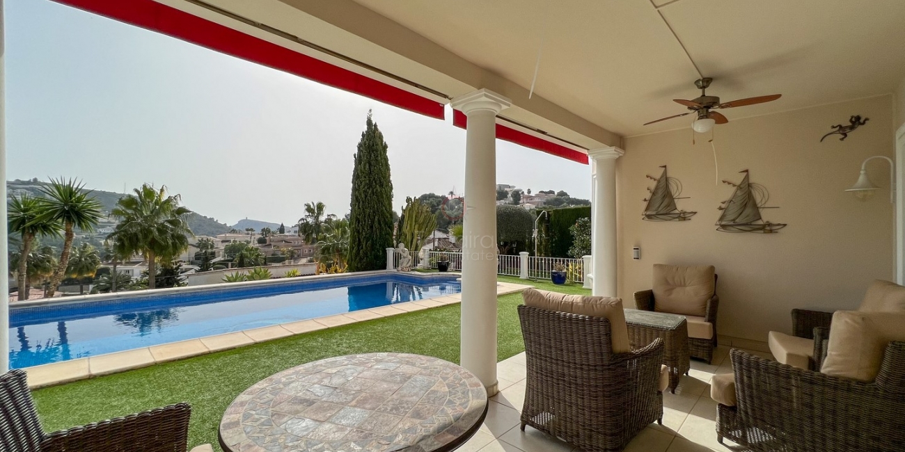 Luxe villa te koop dichtbij El Portet Moraira