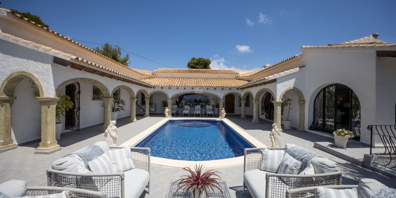 продажа » Villa » Moraira » El Portet