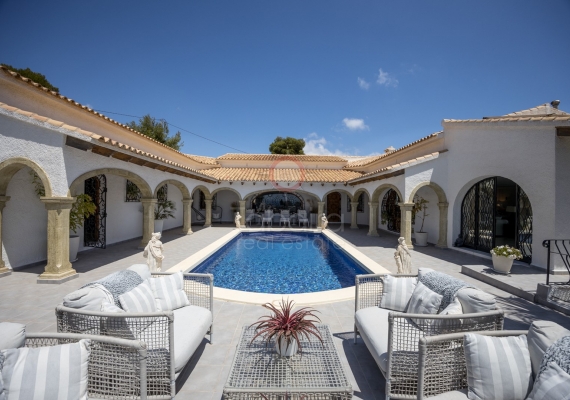 Villa - Verkoop - Moraira - El Portet