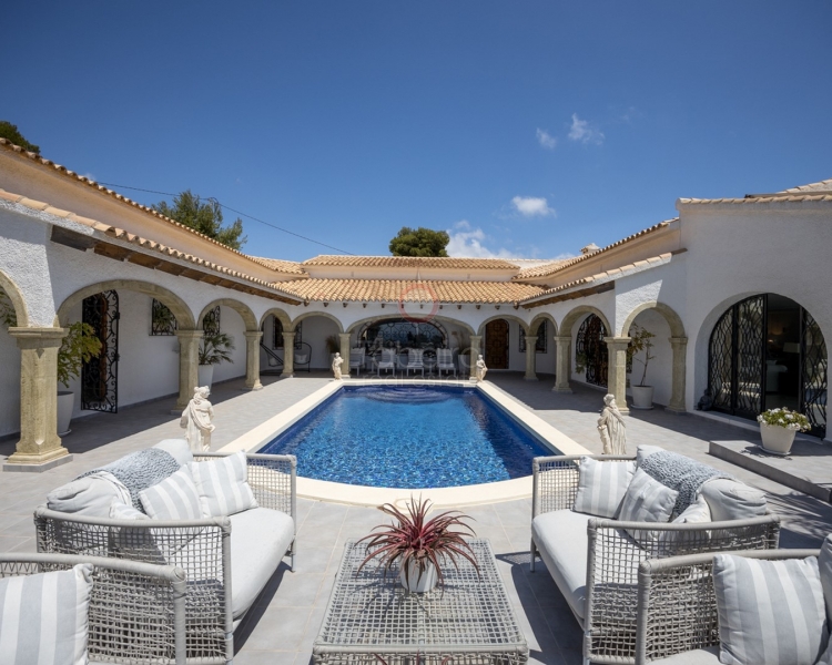 Villa - Verkauf - Moraira - El Portet