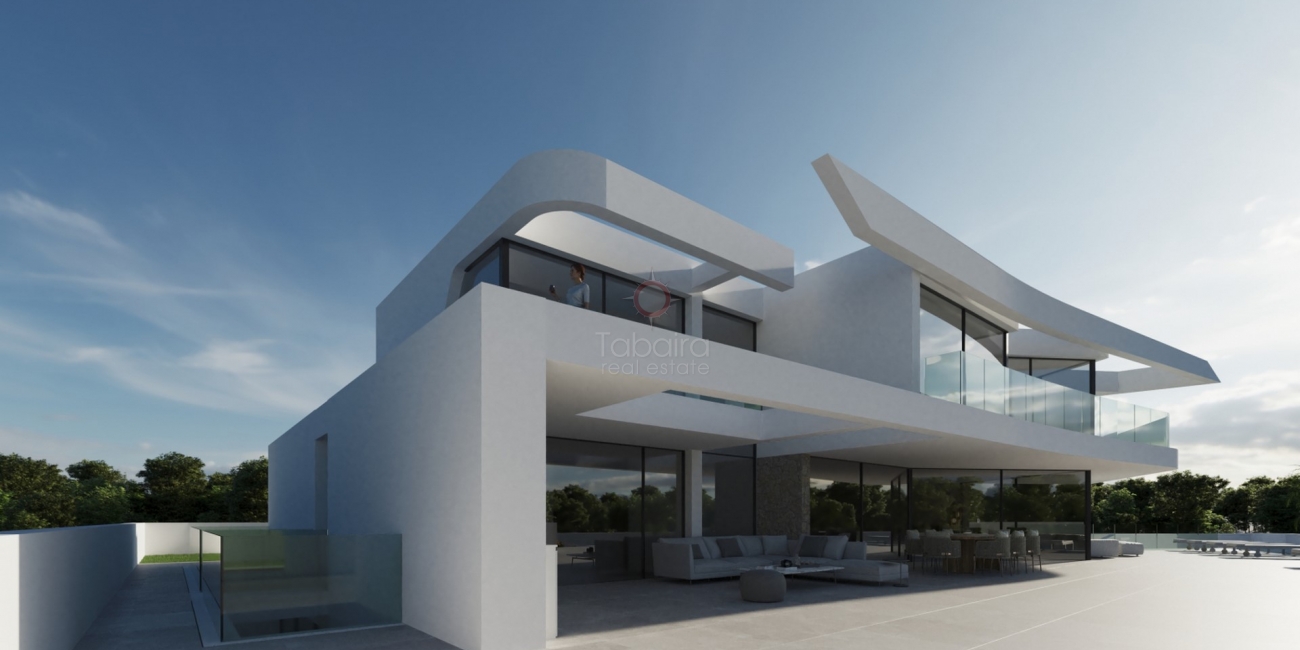 Luxe villa met zeezicht te koop in Moraira.