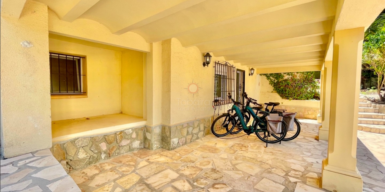 Beautiful Mediterranean Villa for Sale in La Sabatera Moraira