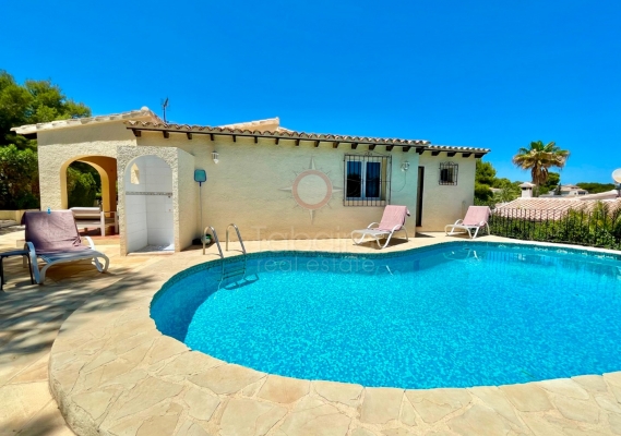 Villa - Verkoop - Moraira - Sabatera