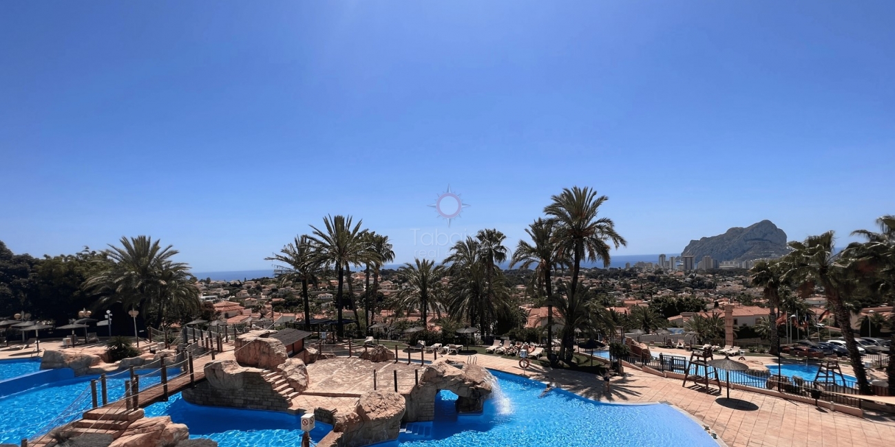 Main communal pool in Imperial Park Calpe