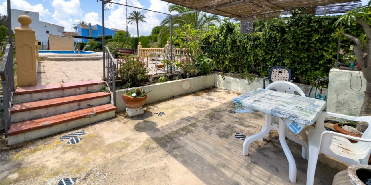 Koopjesvilla te koop in Javea - toplocatie bij oude stad & Colamar