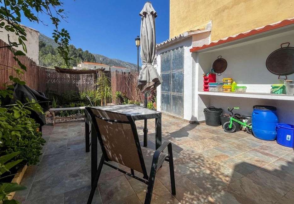 Venta &raquo; Casa de pueblo &raquo; Benigembla &raquo; Benigembla