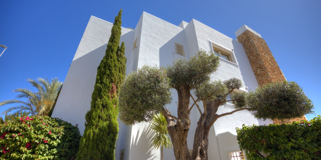 Moraira Penthouse with Private Pool│Communal Pool│Sea Views